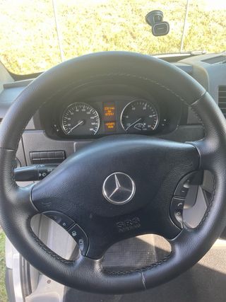 Mercedes-Benz Sprinter 2012
