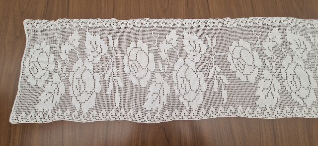 Centrino uncinetto bianco in cotone