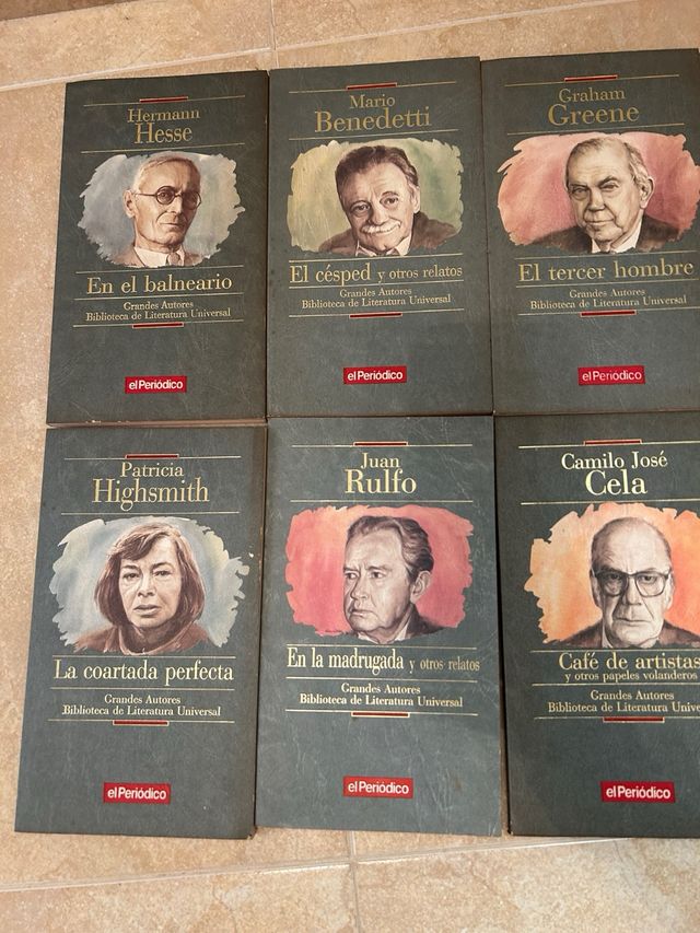 colección de libros del periódico