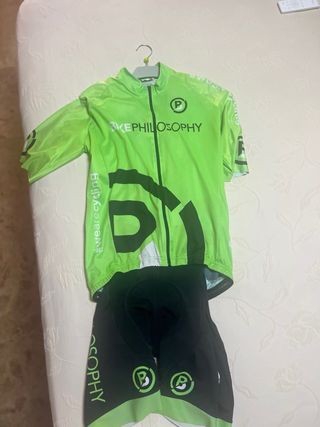 Maillot y culotte ciclismo Bike Philosophy