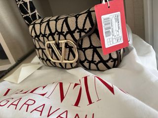 Bolso Valentino Auténtico Beige y Negro