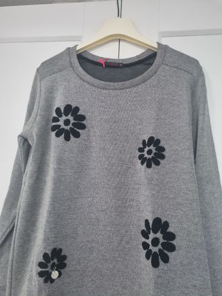 Sudadera Lolitas gris con flores