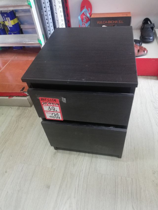 Mesita de noche negra con 2 cajones