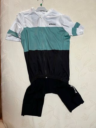 Maillot y Culotte Ciclismo ATELCIC