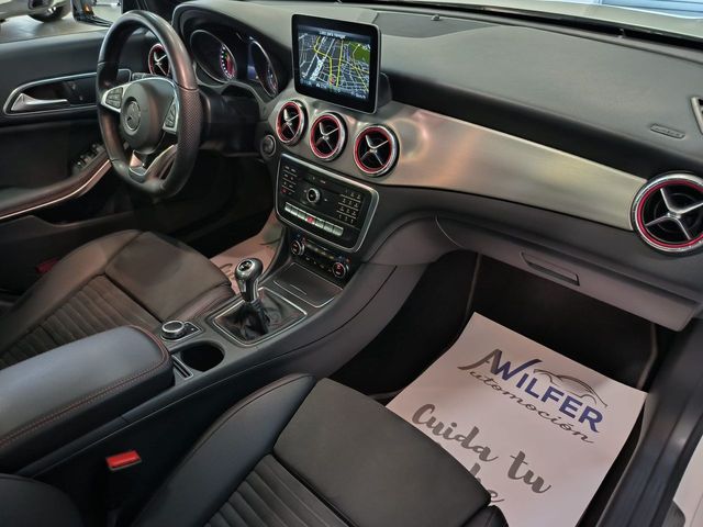 Mercedes Clase CLA 200 AMG Line 156cv 