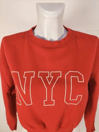 Felpa corta Kiabi NYC rossa