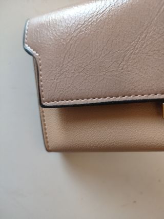 Monedero Mujer Beige tapa morada rosácea ,ver foto