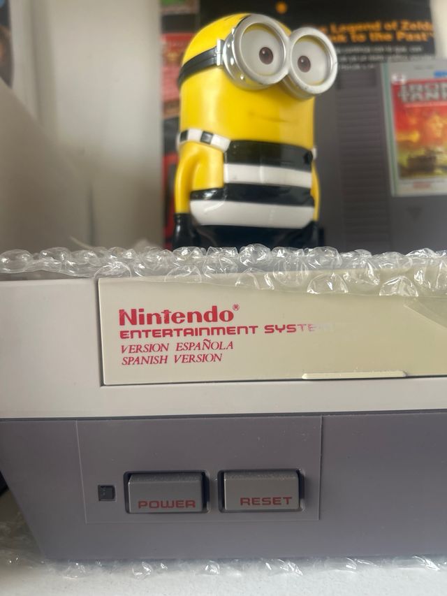 Nintendo NES + Juego Iron Tank
