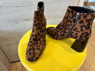 Botines animal print tacón