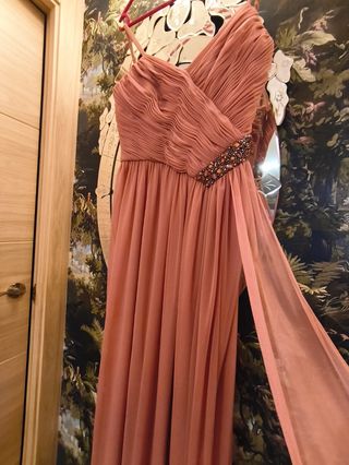 Vestido de fiesta rosa