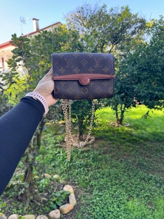 Bolso Pochette Louis Vuitton Marrón