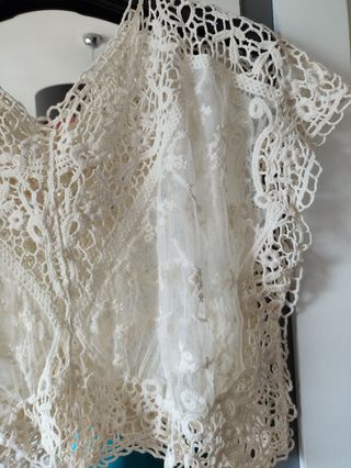 Top encaje beige talla única