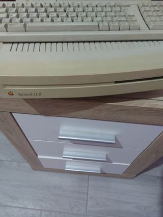 Apple Macintosh LC II Beige