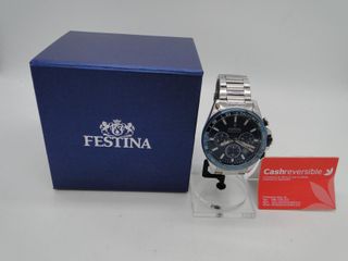 RELOJ CON CAJA SEMINUEVO (174563)