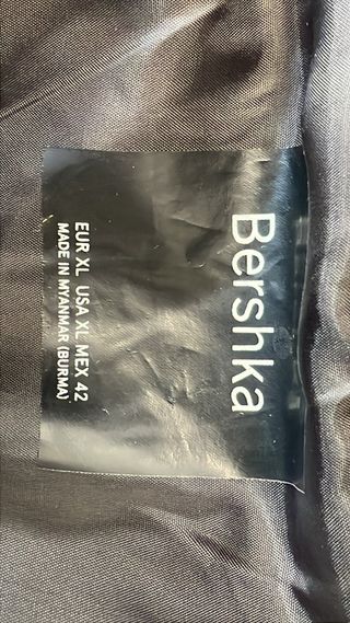 Chaleco Bershka con Capucha