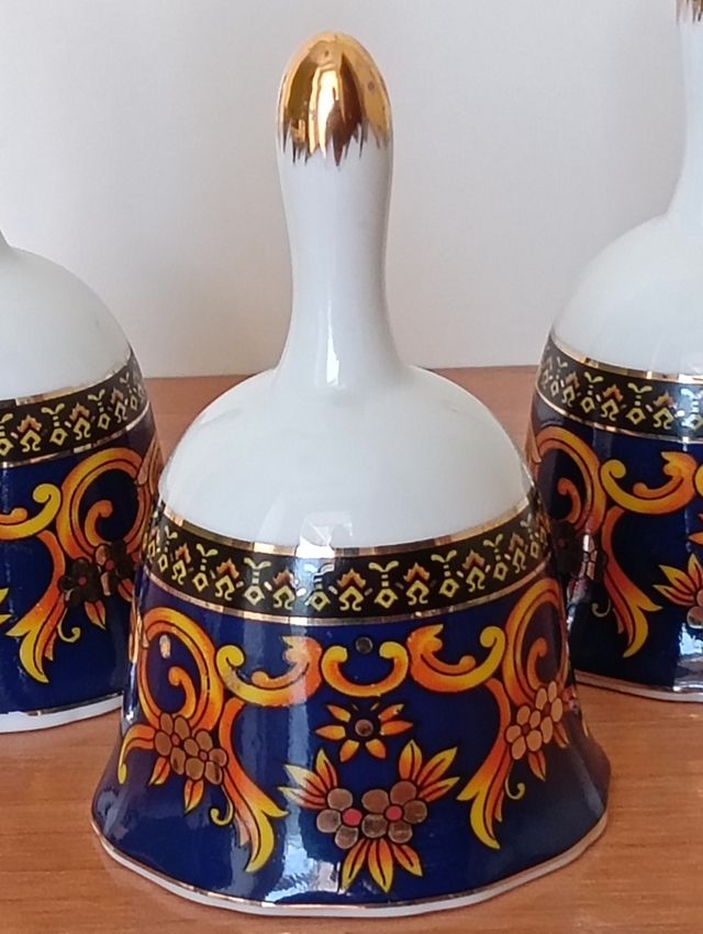 Campanas de porcelana decoradas