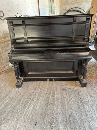 Piano Nogar Siglo XVIII