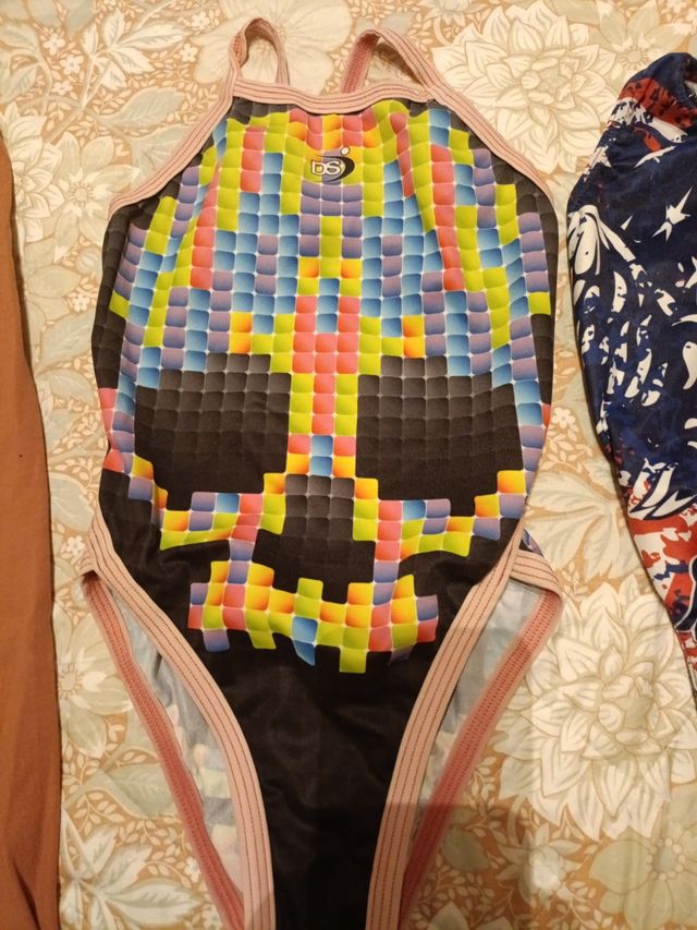 Lote tres bañadores niña y leggins