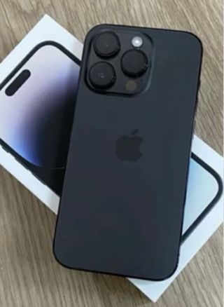 iPhone 16 Pro Titanio Negro