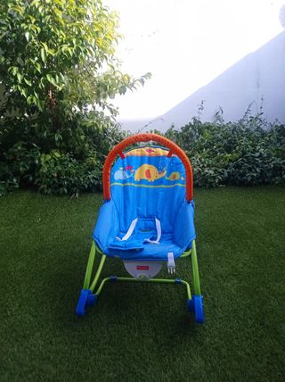 Mecedora Fisher Price para bebé
