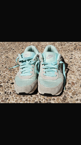 Zapatillas Nike Gris y Turquesa