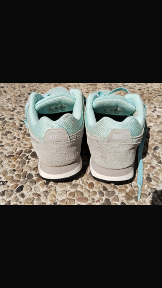 Zapatillas Nike Gris y Turquesa
