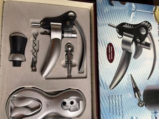 Sacacorchos The Sharper Image Deluxe Set