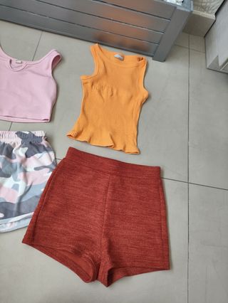 Conjunto 2 Tops y 2 Shorts Talla XS