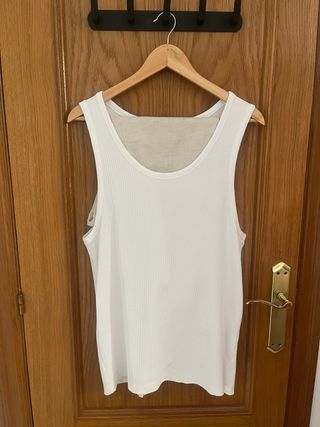 Camiseta tirantes Zara Talla M