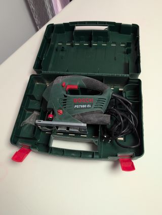 Caladora Bosch PST 680 EL