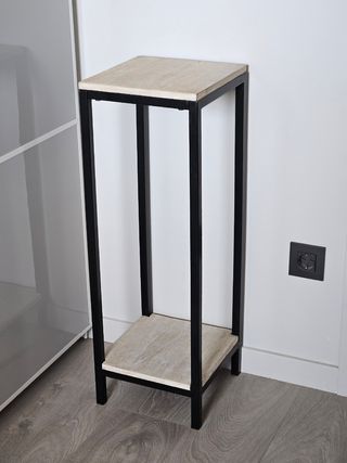 Pedestal madera y metal industrial