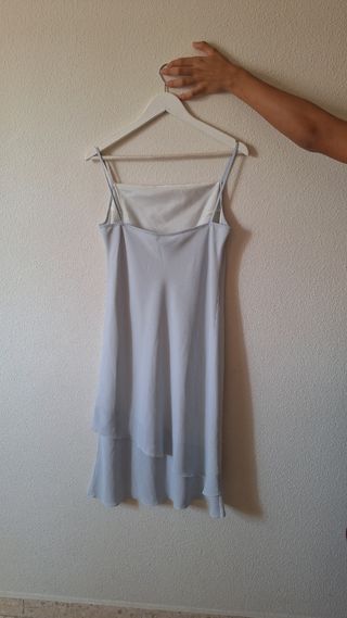 Vestido de cóctel con chal a juego