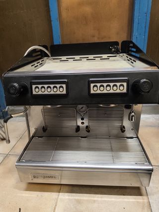 Cafetera Profesional con Molinillos 
