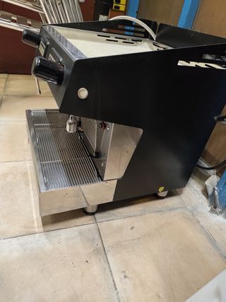 Cafetera Profesional con Molinillos 