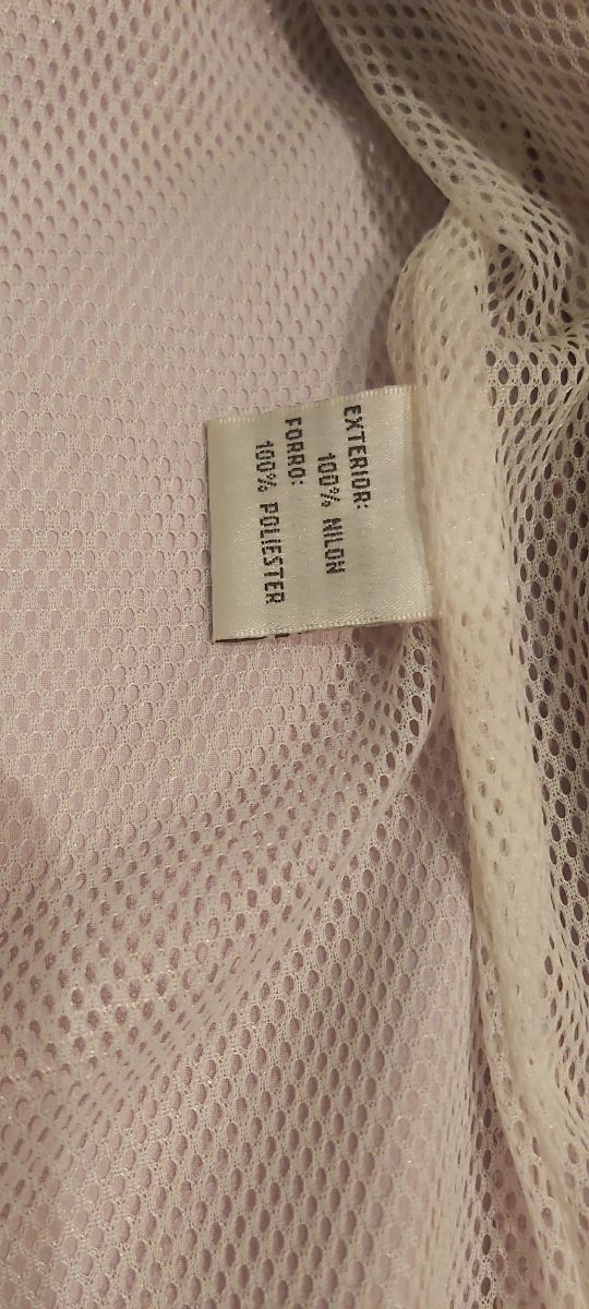 Chubasquero niña talla 10. Marca boomerang