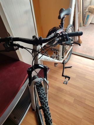 Bicicleta de Montaña Casi Nueva