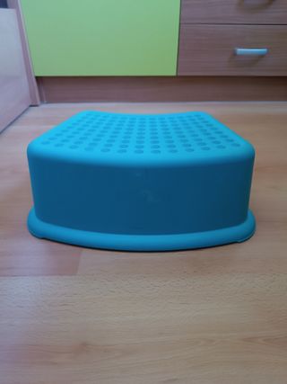 Regalo altillo baño con compra de reductor WC