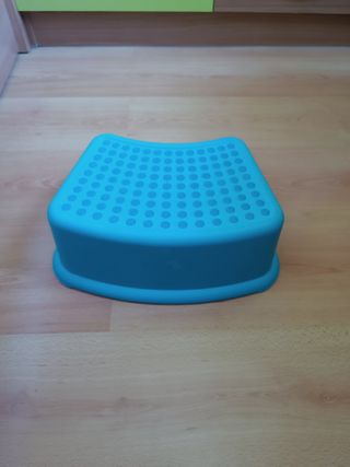 Regalo altillo baño con compra de reductor WC