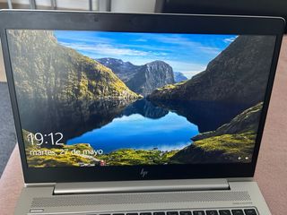 Portátil HP Plata - Buen Estado