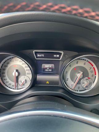 Mercedes-Benz Clase CLA 2015