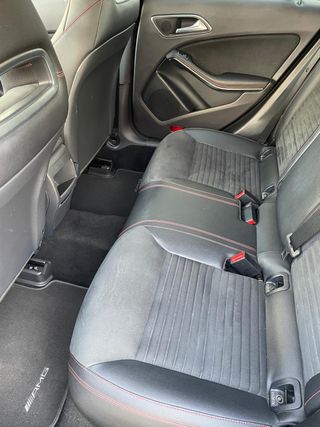 Mercedes-Benz Clase CLA 2015