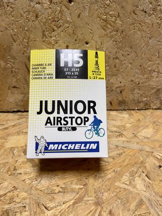 Cubierta Hutchinson 315x55 (157-251T)