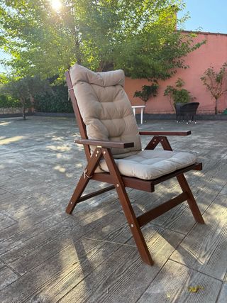 Silla de jardín de madera