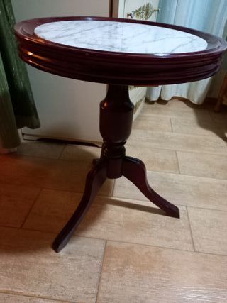 Mesita auxiliar mármol y madera