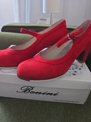 Zapatos de flamenco Benini rojos