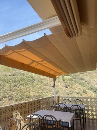 Pérgola extensible aluminio lona beige