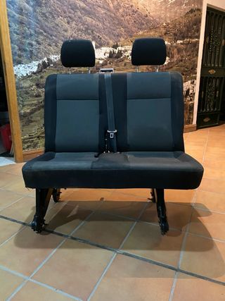 Asientos traseros VW Transporter T6. 2+1