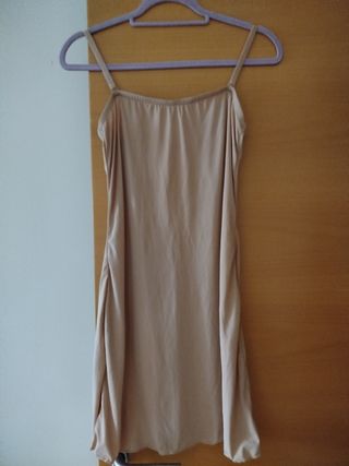 Enagua beige tirantes
