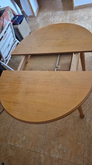 Mesa de centro redonda extensible de madera