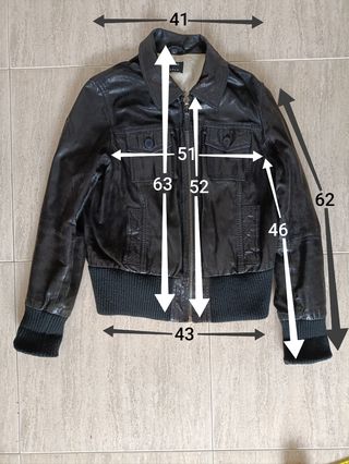 Bomber de cuero negro
